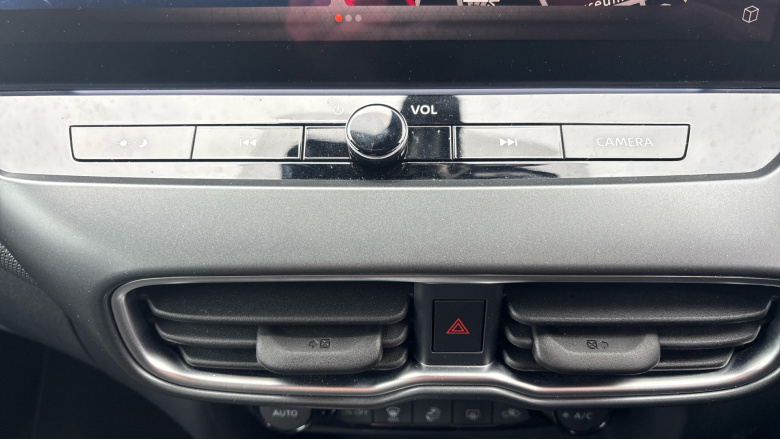 Nissan Juke 1.6 Hybrid N-Connecta 5dr Auto Hybrid Hatchback